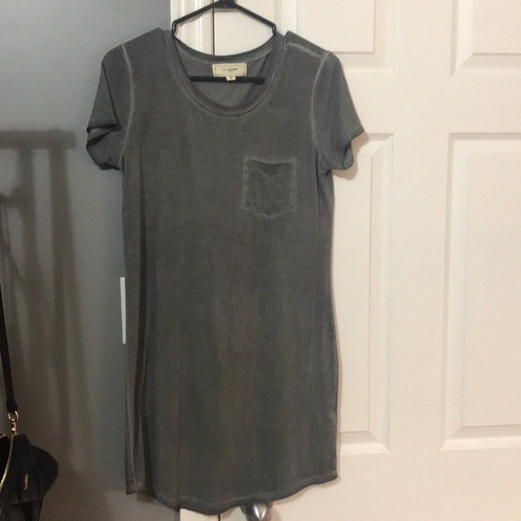 Grey T-shirt dress. - Picture 1 of 1
